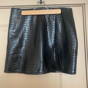 Faux alligator mini skirt